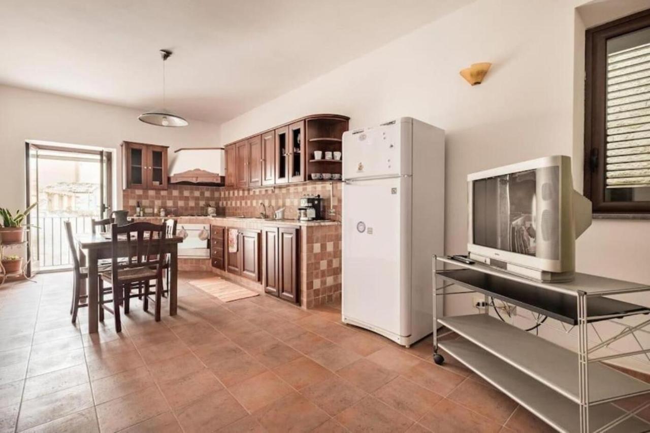Tavola Tonda Apartament باليرمو المظهر الخارجي الصورة